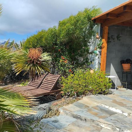 Beautiful Small Bungalow, Amazing Views And Garden Famara Exterior foto